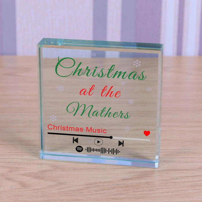 Personalised Glass Token With Christmas Music PlaylistBG-8564 4 Personalised Glass Token With Christmas Music PlaylistBG-8564 - Image 2