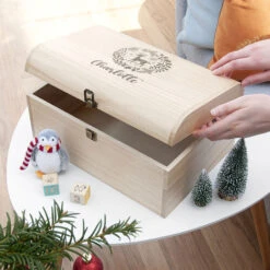 Personalised Christmas Woodland Chest Keepsake BoxBG-9448 8 Personalised Christmas Woodland Chest Keepsake BoxBG-9448 -Santa Gifts Shop BG 94480002